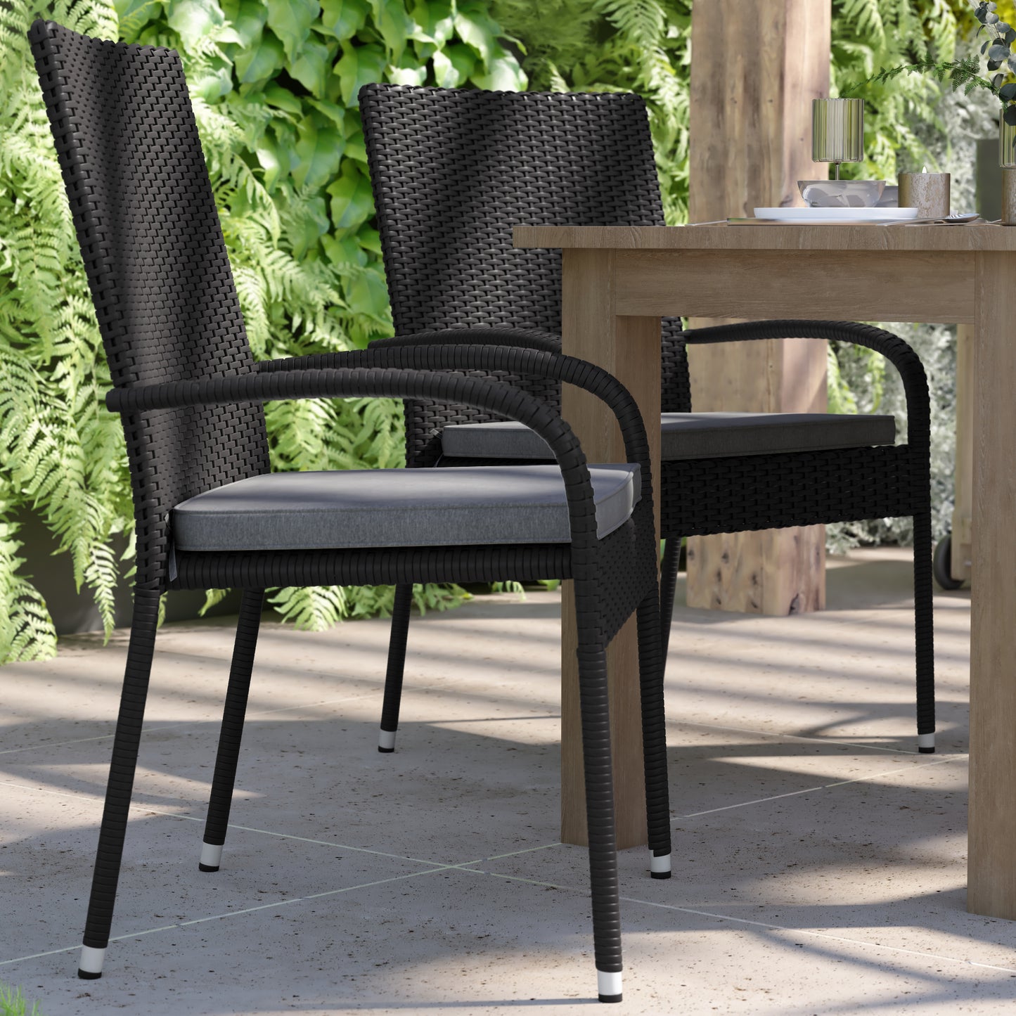 Contemporary Set of 4 Indoor/Outdoor PE Wicker Patio Chairs with Seat Cushions